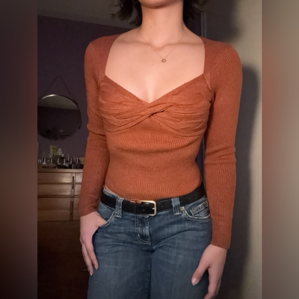 Cute knit Twist front Rust Long Sleeve Women's Top
